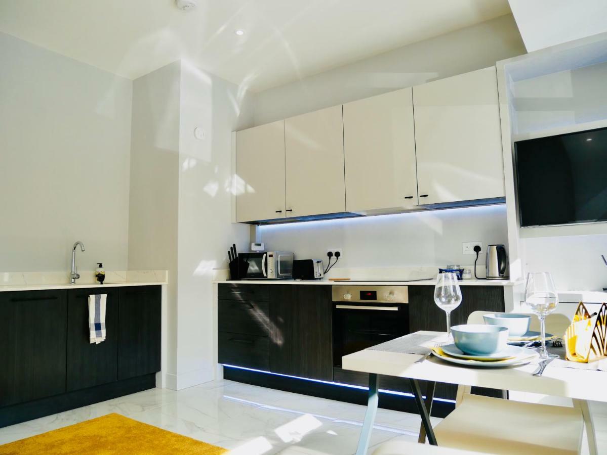 Luxury 3 Bedroom Apartment Near Bournemouth Beach & Poole Экстерьер фото